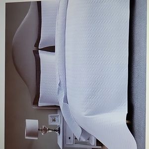 Maple&Stone 3pc chevron white lightweight quilt set King 106"x96" AllSeason New…